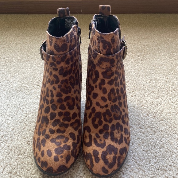 Time and Tru Cheetah/Leopard Print Booties — Size 7 1/2!! - Picture 1 of 9
